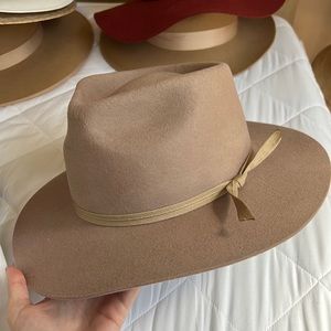 BNWT Lack of Color Felt Hat